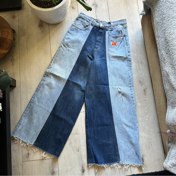 Levi's Denim - Vintage Reconstructed Levi’s Two-Tone Denim Jeans – Wide Leg Streetwear Size 29